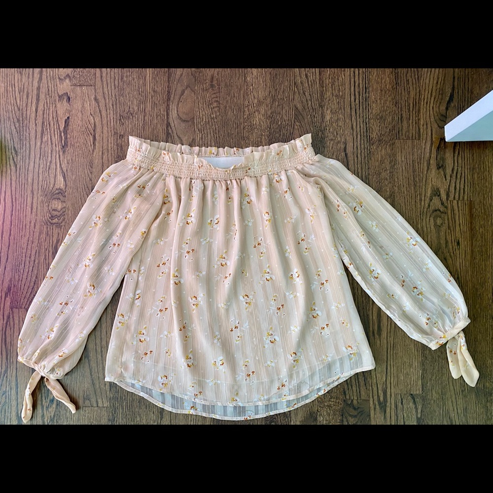 Beautiful floral spring off shoulder blouse top by WAYF at Nordstroms!